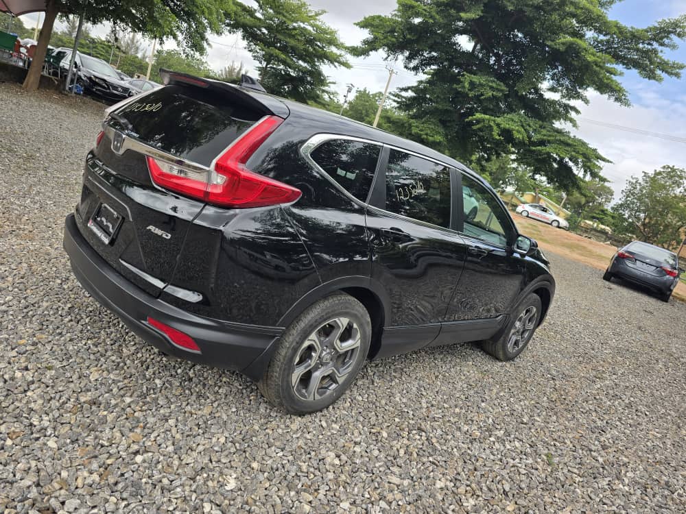 
								Foreign used Honda Crv 2020 Extremely clean full options  Going for 33m Location Abuja full									