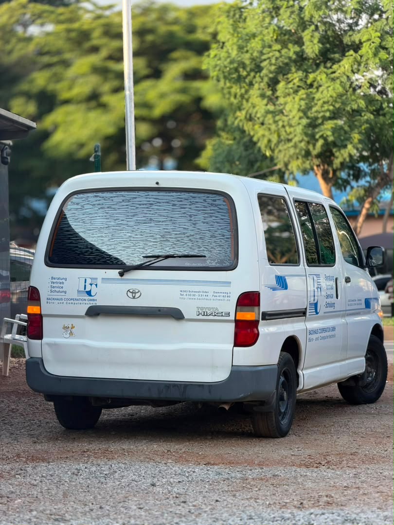 
								DEAL‼️ EXTREMELY CLEAN FOREIGN USED TOYOTA HIACE BUS WITH JUST 70k OF MILES, SUPER SHARP ENGINE AND MANUAL TRANSMISSION  ORIGINAL DUTY 💰N18,500,000 ABUJA full									