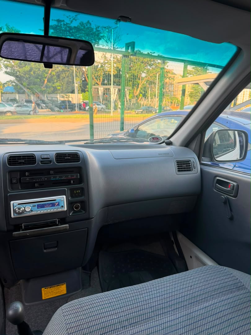 
								DEAL‼️ EXTREMELY CLEAN FOREIGN USED TOYOTA HIACE BUS WITH JUST 70k OF MILES, SUPER SHARP ENGINE AND MANUAL TRANSMISSION  ORIGINAL DUTY 💰N18,500,000 ABUJA full									