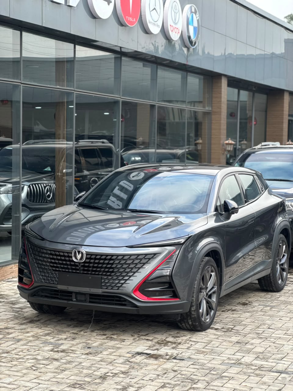 
								Foreign used 2024 Changan uni T   With original papers  Clean red interior  Going for 35m  Abuja deal full									