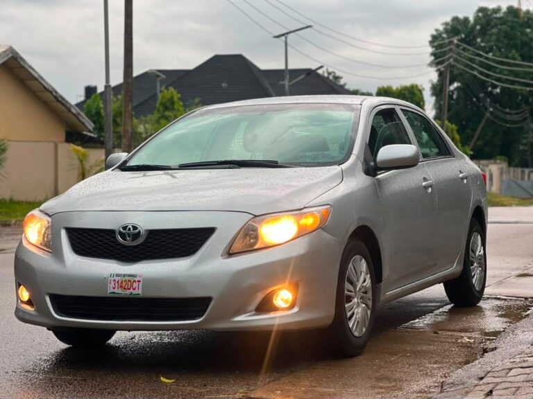 Direct Belgium 🇧🇪 Toyota Corolla 2009 model with everything working perfectly going for 10.8m location -Abuja