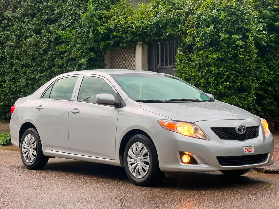 
								Direct Belgium 🇧🇪 Toyota Corolla 2009 model with everything working perfectly going for 10.8m location -Abuja full									