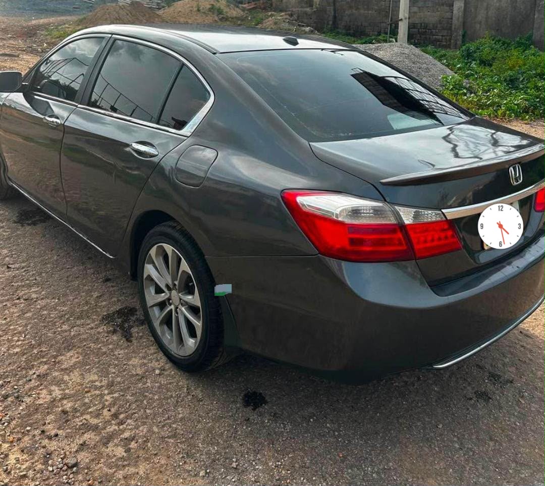 
								Giveaway Deal‼️‼️‼️ Carefully Used 2015 V4 Honda accord EXL untempered engine and gear, ac is freezing 🥶 with duty going for just 8.7m Net Gudu Abuja📍 ZERO CHAIN DEAL full									