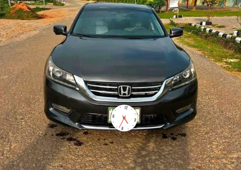 Giveaway Deal‼️‼️‼️ Carefully Used 2015 V4 Honda accord EXL untempered engine and gear, ac is freezing 🥶 with duty going for just 8.7m Net Gudu Abuja📍 ZERO CHAIN DEAL