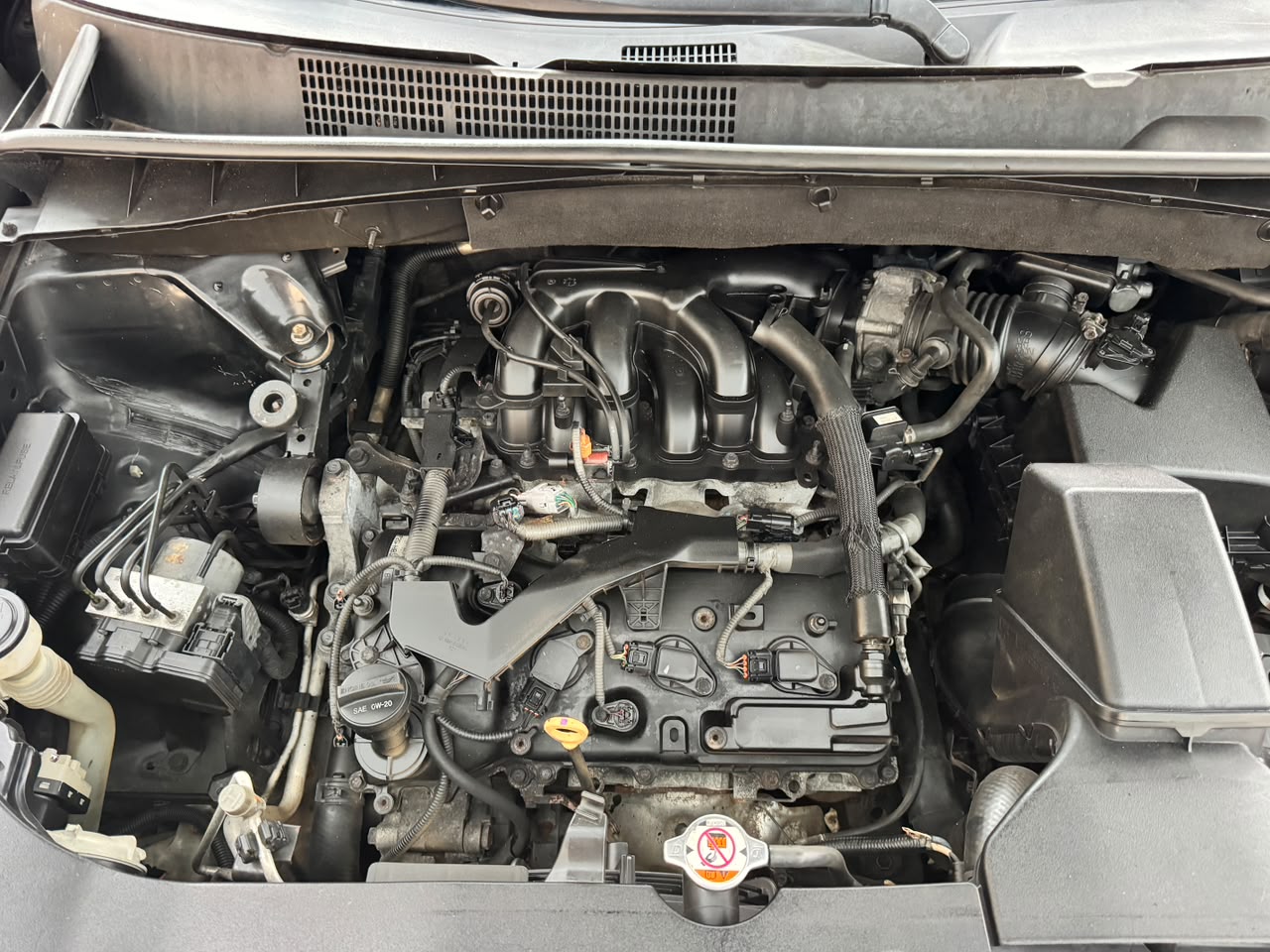 
								Giveaway Deal‼️‼️‼️ (79k Mileage) Foreign Used 2017/18 Toyota Highlander XLE car is in pristine condition with June 2026 Entry duty fullest option (Keyless & Sunroof) going for just 26.5m with our sambo Kubwa Abuja📍 ZERO CHAIN DEAL full									