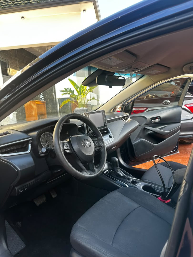 
								Giveaway Deal‼️‼️‼️ Foreign Used 2020 Toyota Corolla LE car is in pristine condition (Key Entry) with original duty going for just 20.5m Last with small sambo owners house Life Camp Abuja📍 ZERO CHAIN DEAL full									