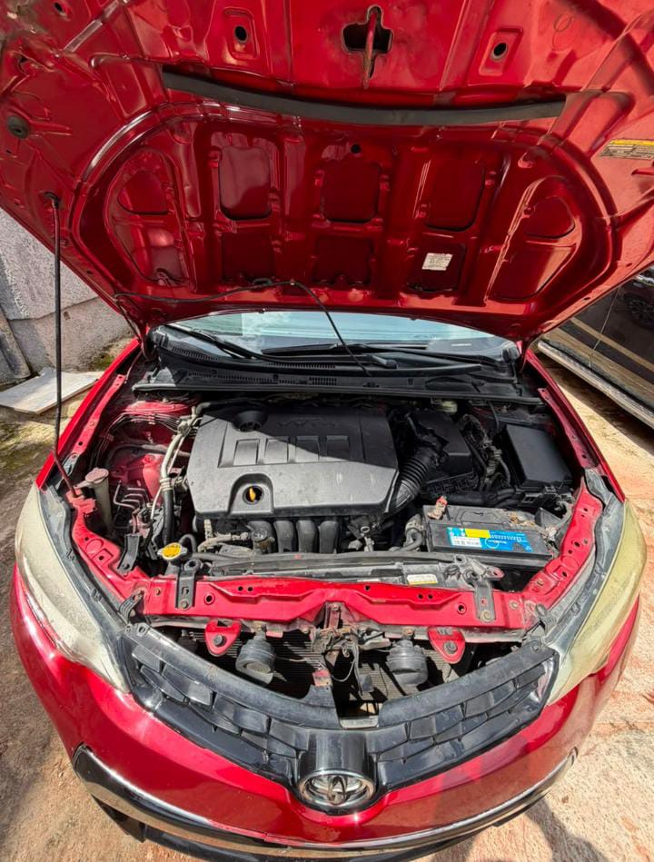 
								Distress Sale!!!! Toyota Corolla 2014 Available for urgent pickup Engine untempered Gear untempered AC chilling  Price 7.7m Location: idu karimo Settlement: TBD full									