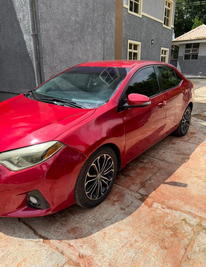 
								Distress Sale!!!! Toyota Corolla 2014 Available for urgent pickup Engine untempered Gear untempered AC chilling  Price 7.7m Location: idu karimo Settlement: TBD full									