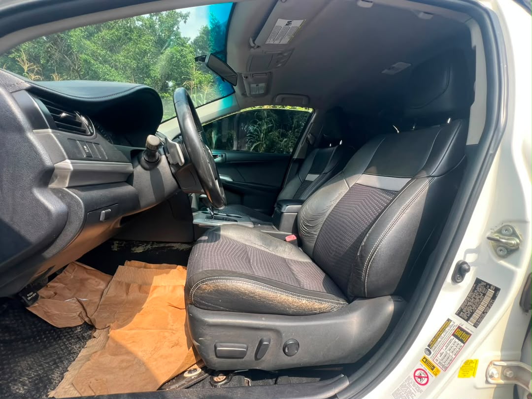 
								SUPER CLEAN PREOWNED TOYOTA CAMRY 2013 LE   ORIGINAL DUTY 📃  PRICE: 9M   ABUJA DEAL 📍  NATIONWIDE DELIVERY full									