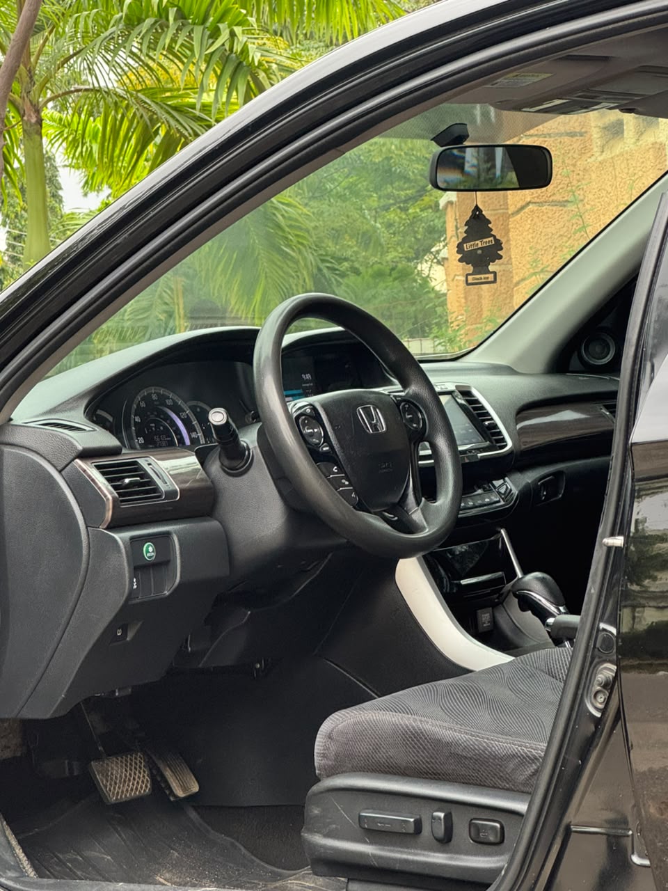 
								Very clean Honda accord 2016 is available for inspection price 11.5 million full									