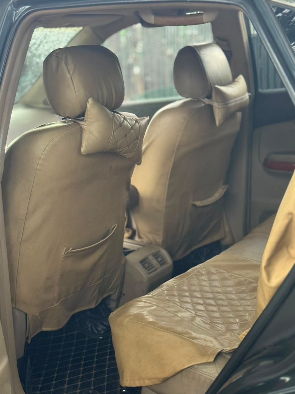 
								Clean Lexus rx330 2004 is available price 6.3 million Location. Abuja full									