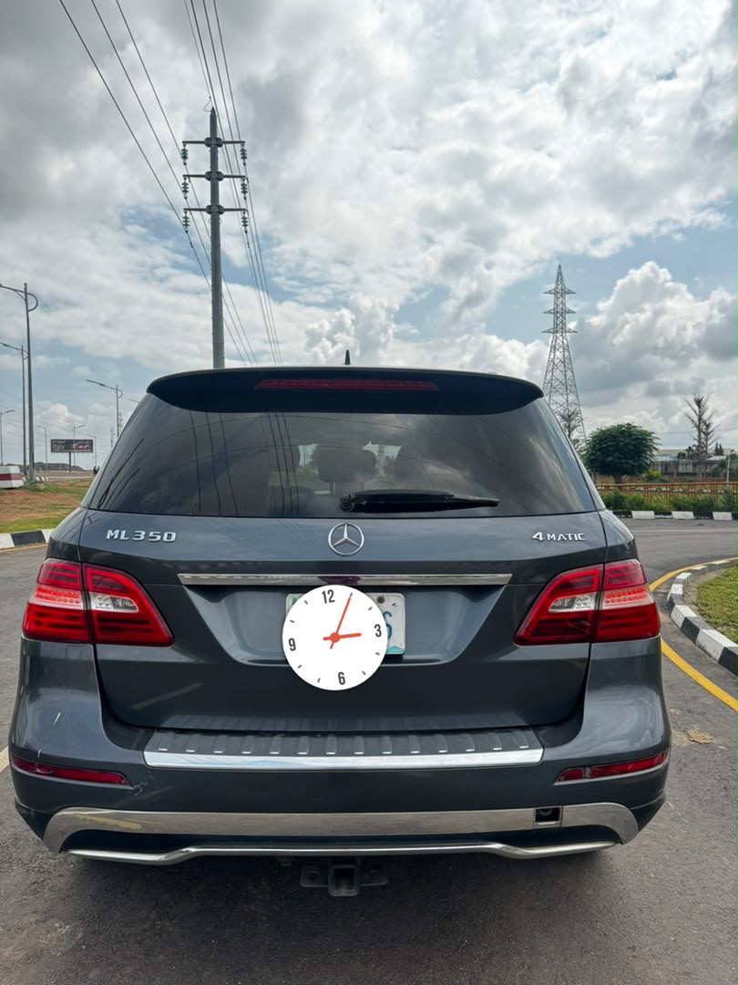 
								Giveaway Deal‼️‼️‼️ Carefully Used Mercedes Benz ML350 2013/14 car is in pristine condition (Nothing To Fix) full option (Power Booth & Sunroof) with original duty✅ going for just 16.2m Net with our sambo Lugbe Abuja📍 ZERO CHAIN DEAL full									