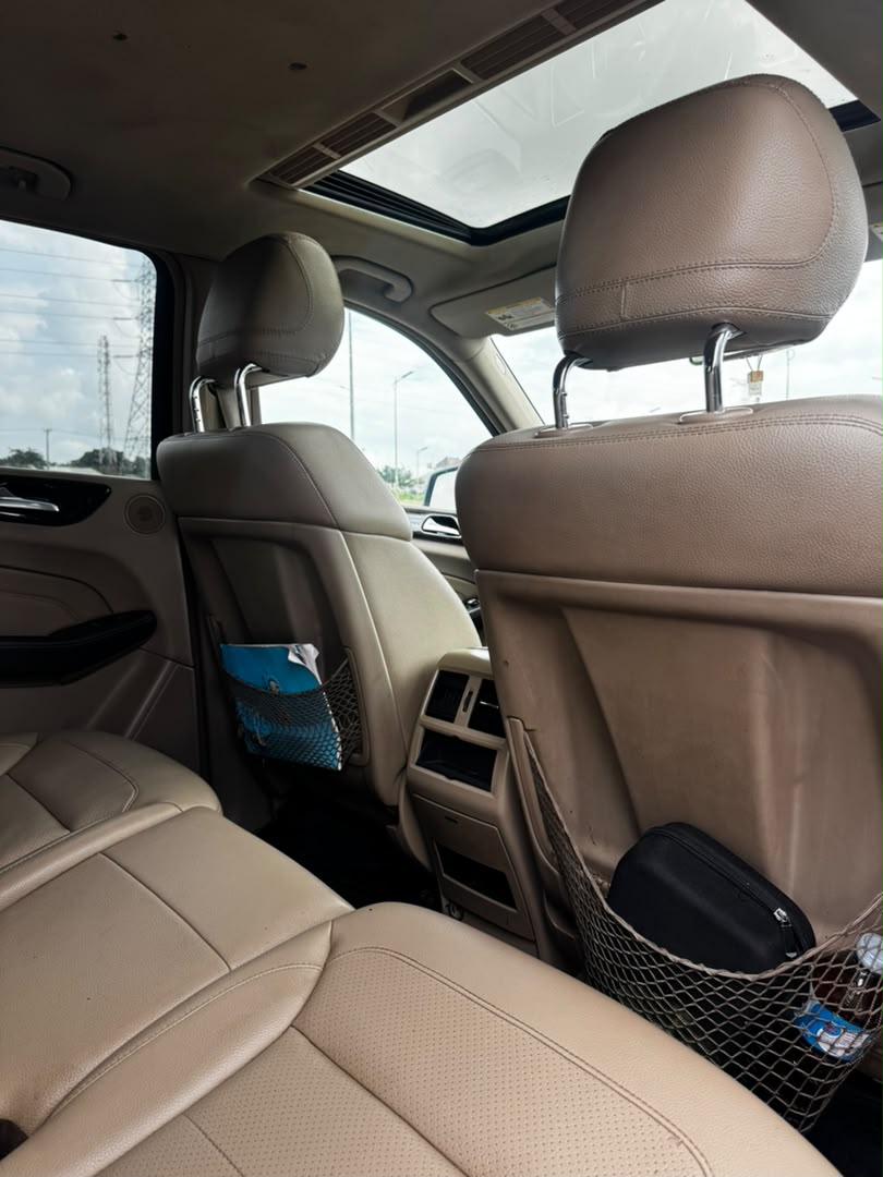 
								Giveaway Deal‼️‼️‼️ Carefully Used Mercedes Benz ML350 2013/14 car is in pristine condition (Nothing To Fix) full option (Power Booth & Sunroof) with original duty✅ going for just 16.2m Net with our sambo Lugbe Abuja📍 ZERO CHAIN DEAL full									