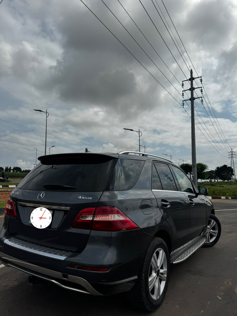 
								Giveaway Deal‼️‼️‼️ Carefully Used Mercedes Benz ML350 2013/14 car is in pristine condition (Nothing To Fix) full option (Power Booth & Sunroof) with original duty✅ going for just 16.2m Net with our sambo Lugbe Abuja📍 ZERO CHAIN DEAL full									