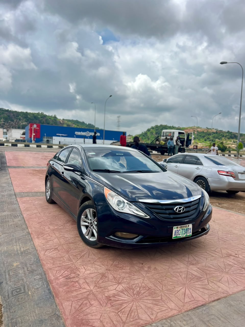 
								Neatly Used Hyundai Sonata 2012 in perfect condition Buy and Drive   6.5 Million full									