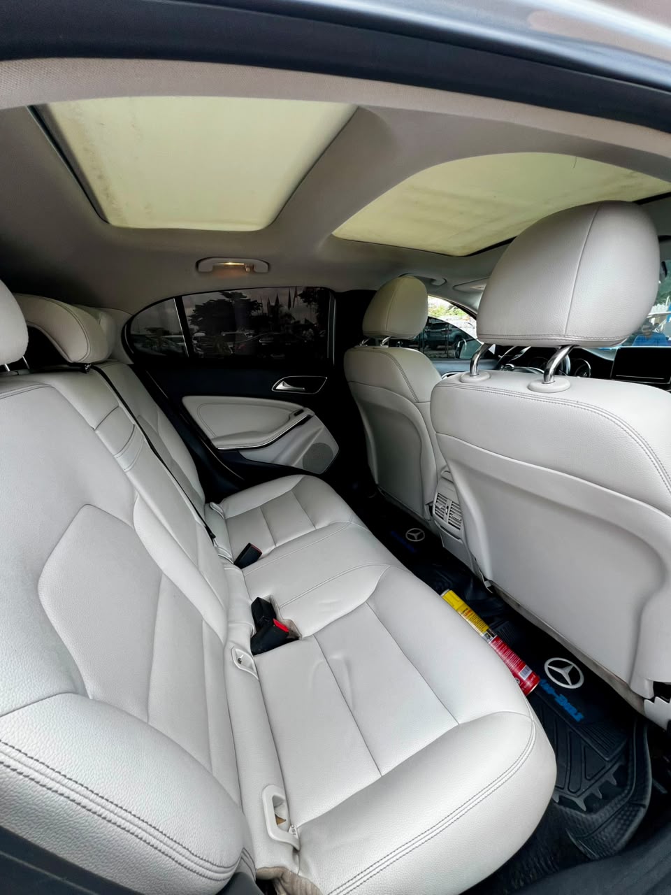 
								Belgium Standard Mercedes Benz GLA250 2016 in perfect condition Buy and Drive   17.5 Million full									