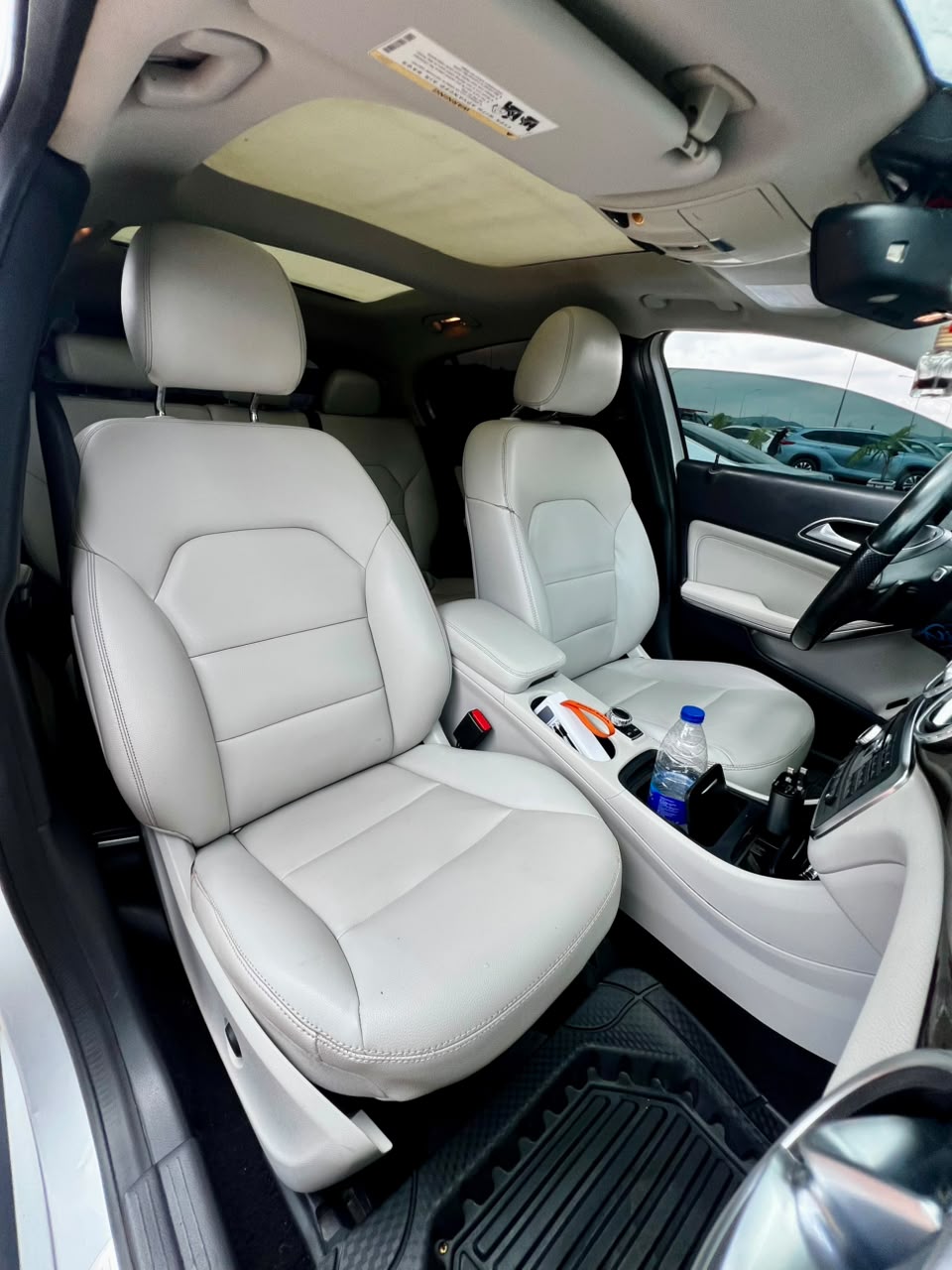 
								Belgium Standard Mercedes Benz GLA250 2016 in perfect condition Buy and Drive   17.5 Million full									