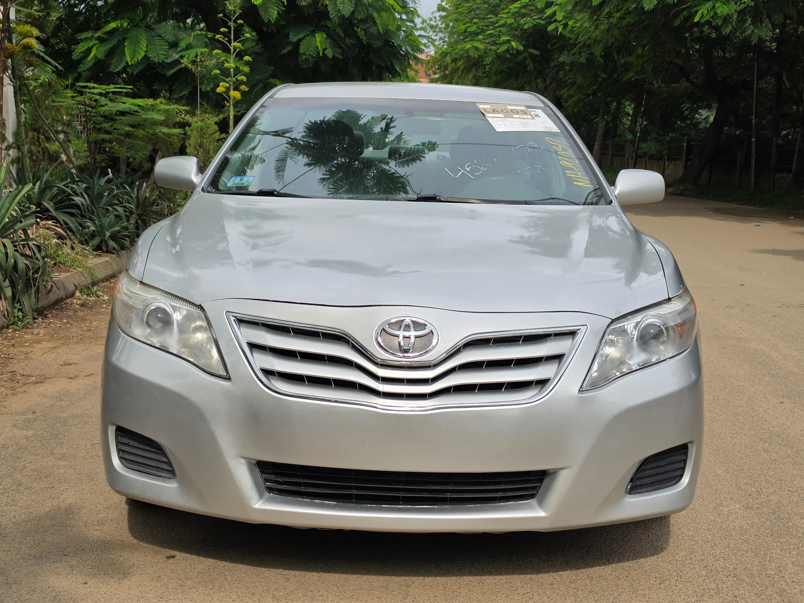 
								Awoof Deal: Highest Grade Foreign Used 2011 on belt Toyota camry LE with Aug 2026 Duty Accident free going for just 9.8m. Dashboard no dey gum everywhere sharp. Accident free. full									