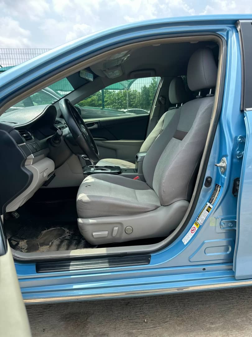 
								SUPER SHARP 2014 UNREGISTERED TOYOTA CAMRY WITH ORIGINAL COSTUM DUTY AND UNTAMPERED ENGINE AND GEAR GOING FOR JUST   💰10.5M 📍Abuja Gwarinpa full									
