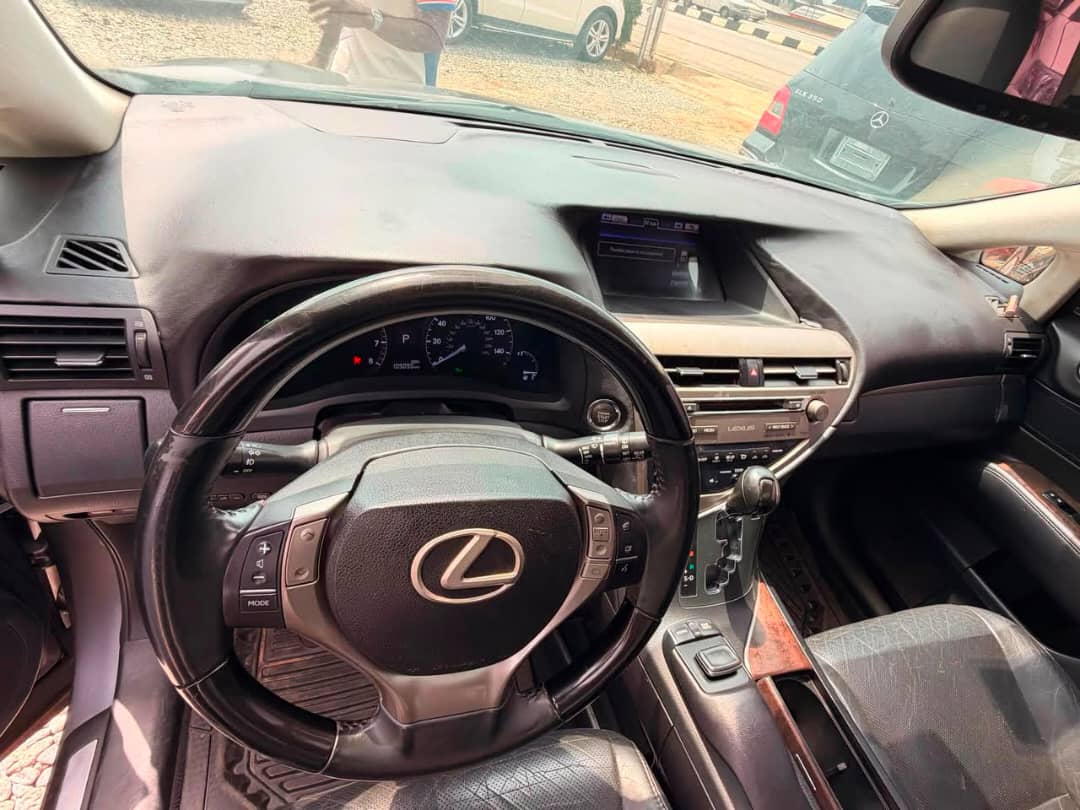 
								Super Clean Neatly Used 2015 Lexus Rx350 FSport With Original Duty N16.5M net ☎️*buyer settle us 300k  📍Gwarinpa, Abuja full									