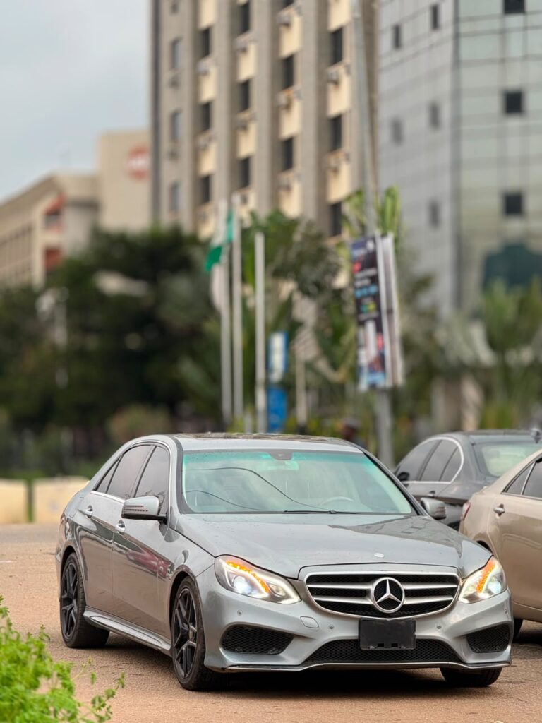 oks Grade 2015 MERCEDEZ BENZ E350 Full option,keyless Sunroof with duty for  13.2m ABUJA