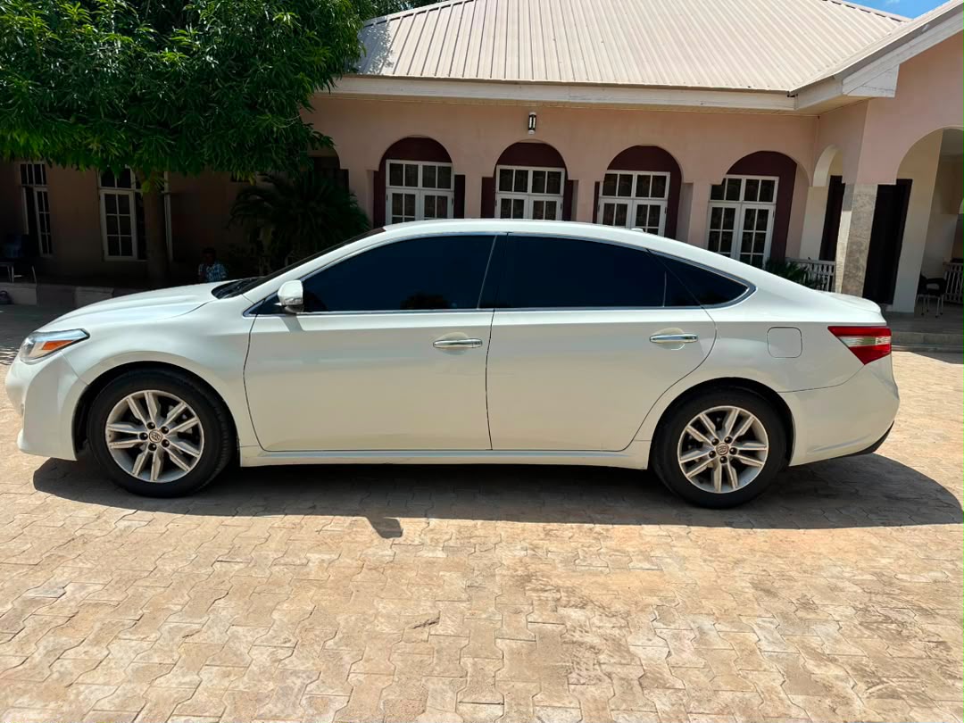 
								SUPER CLEAN FOREIGN USED TOYOTA AVALON 2015 XLE   ORIGINAL DUTY (2026 ENTRY)📃  PRICE: 11M   ABUJA DEAL 📍  NATIONWIDE DELIVERY full									
