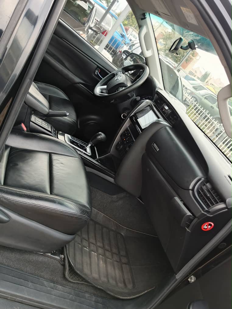 
								GIVEAWAY DEAL‼️‼️‼️ 2021 CAREFULLY USED (UNREGISTERED) TOYOTA FORTUNER IN PRISTINE CONDITION WITH ORIGINAL DUTY GOING FOR JUST 49.5M NET WITH SAMBO ABUJA📍 ZERO CHAIN DEAL full									