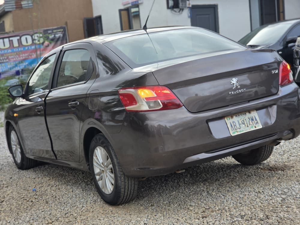 
								Mad Distress alert ⚠️ 📢 Belgium grade Peugeot 301 2018 model with FIRSTBODY untampered engine and gear Ac Factory fitted buy and drive absolutely nothing to fix  👉4.3m buyer settle 200k location Abacha Road nyanya Abuja deal Car is with me directly full									
