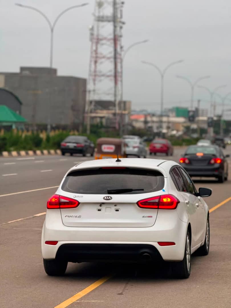 
								FOREIGN USED KIA FOSTER S EX. GDI 2014 MODEL WITH ORIGINAL DUTY GOING FOR JUST 11.9M buyer settle 200k 🫶 LOCATION ABUJA full									