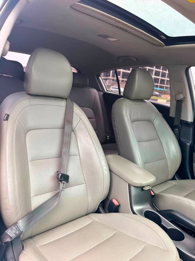 
								FOREIGN USED KIA FOSTER S EX. GDI 2014 MODEL WITH ORIGINAL DUTY GOING FOR JUST 11.9M buyer settle 200k 🫶 LOCATION ABUJA full									