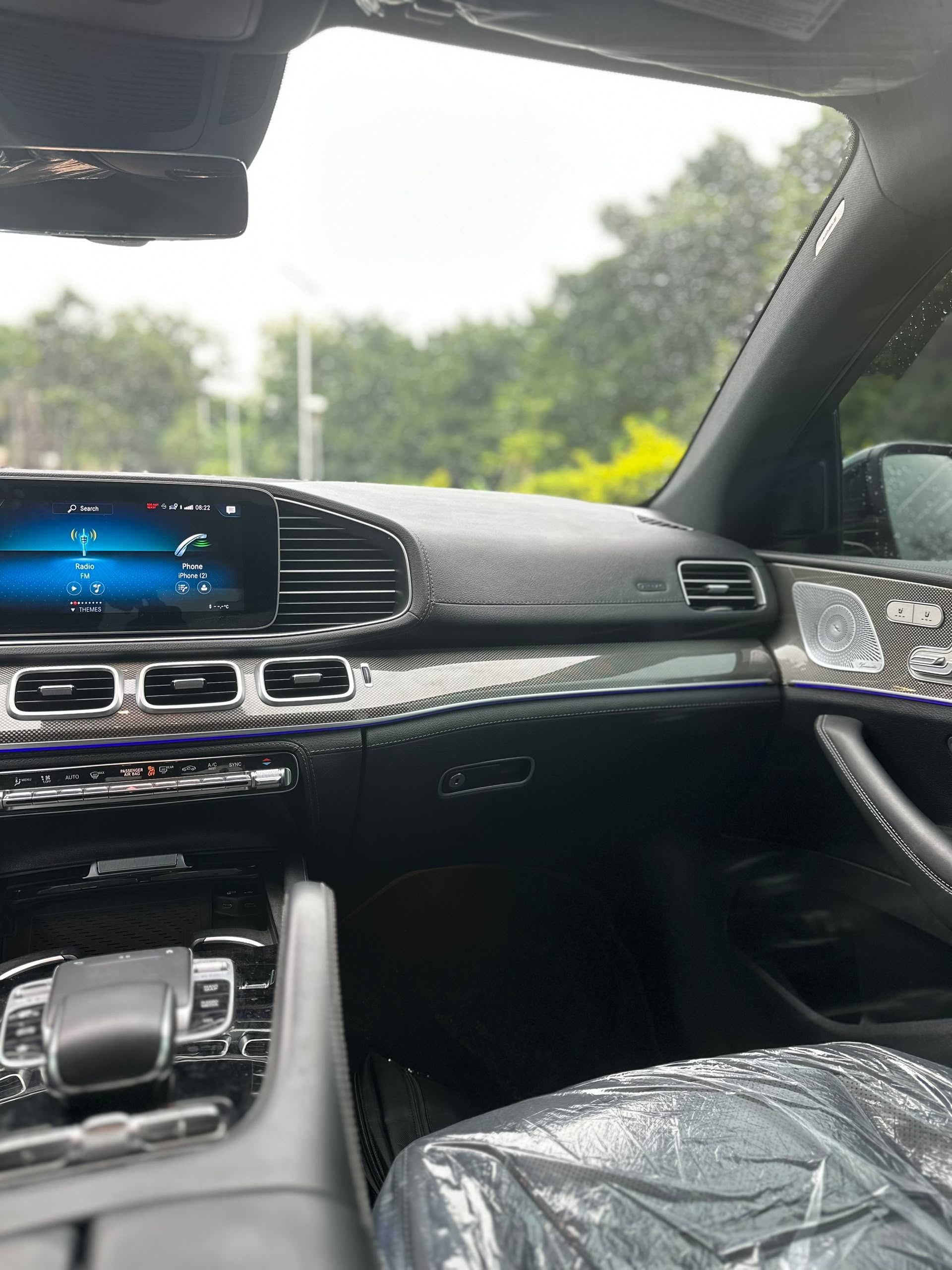 
								Giveaway Deal‼️‼️‼️ (84k Mileage) Grade A Foreign Used 2021 Mercedes Benz Gle53 (AMG) car is in pristine condition fullest option (360% Cam, Keyless, Full Pano Roof, Power Booth and more) with full paid 2026 entry duty going for just 130m with sambo (Moveable) Garki Abuja📍 ZERO CHAIN DEAL full									