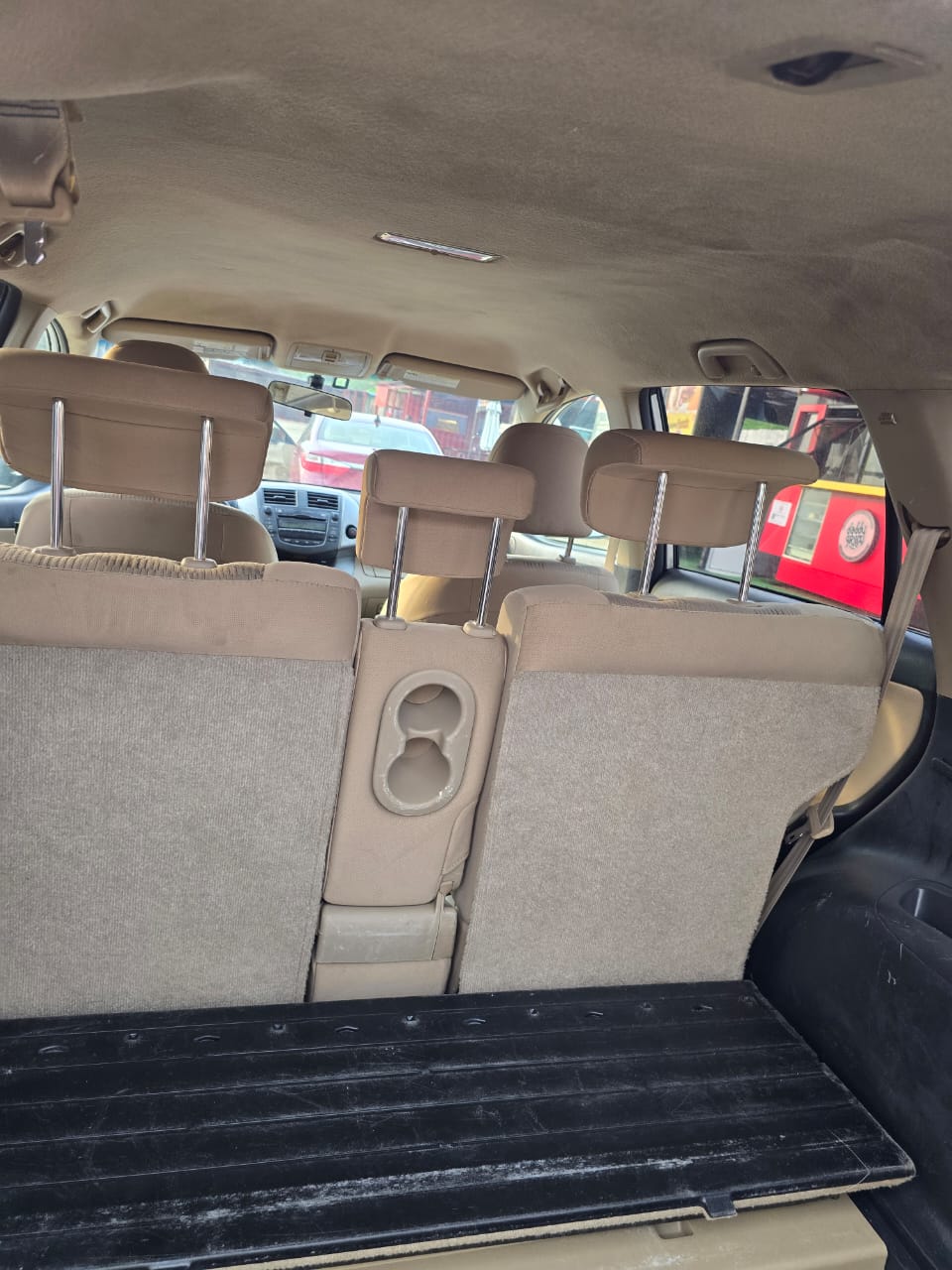 
								Distress Distress very sharp Toyota Rav4 2010 with untermperd engine and gear  6.5m abujadeal full									