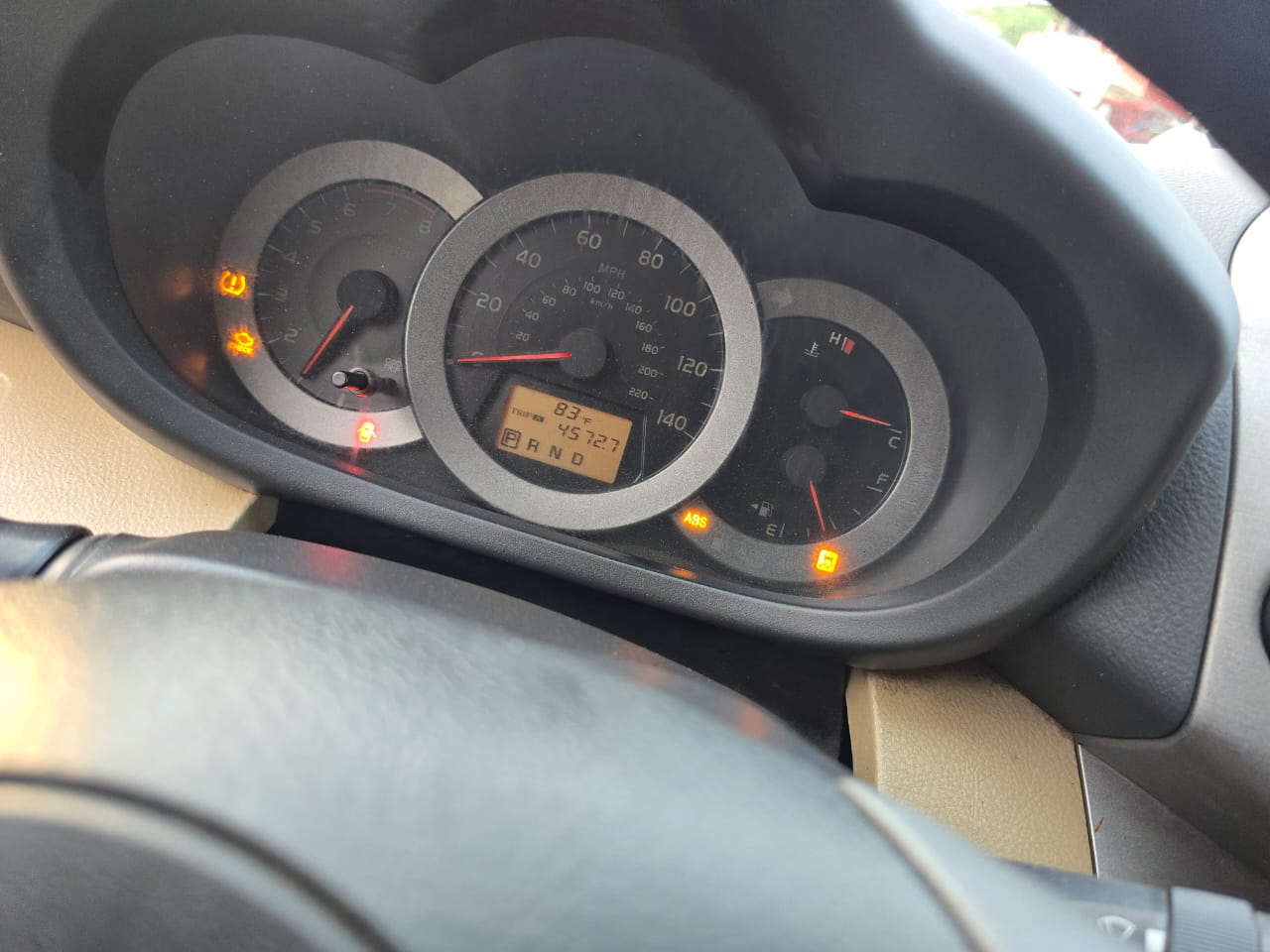 
								Distress Distress very sharp Toyota Rav4 2010 with untermperd engine and gear  6.5m abujadeal full									