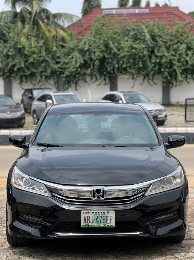 NEATLY USED 2016 HONDA ACCORD EXL IN A PRISTINE CONDITION  📍ABUJA 💰10M
