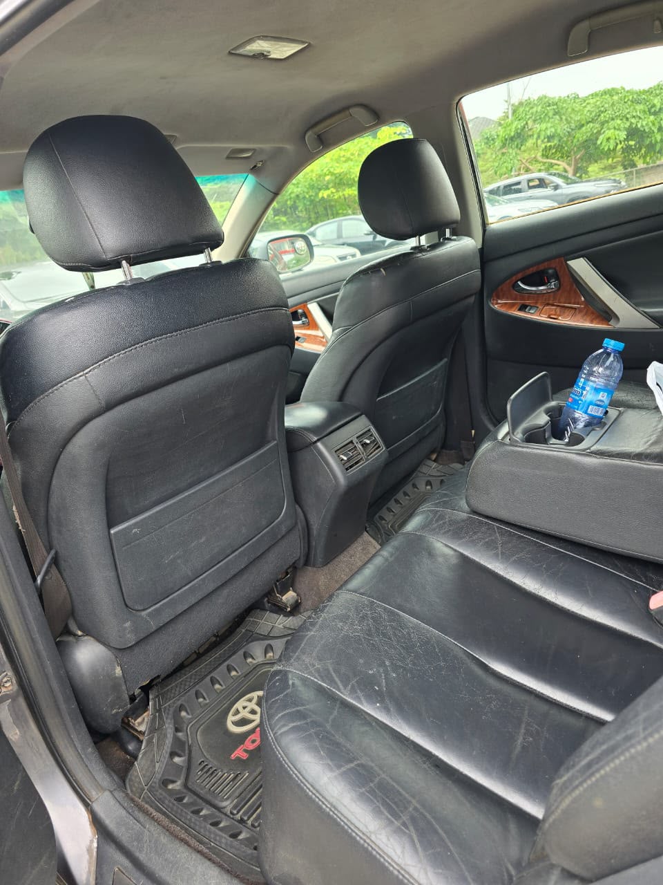 
								4.5m Toyota Camry XLE 2008 Purely first body Buy and Travel  100k sambo Area 1 Abuja Location is Area 1 Abuja  Untempared Engine and Gear full									