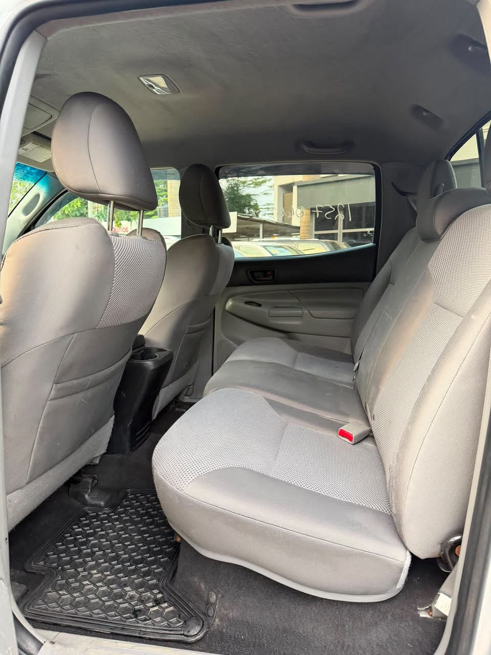 
								Distress !!!! Distress !!!! 3 months used Toyota Camry 2018 model with  untempared engine and chilling Ac. Everything on this car is factory fitted 💯 . Owner need money today . available for 12.M Abuja full									