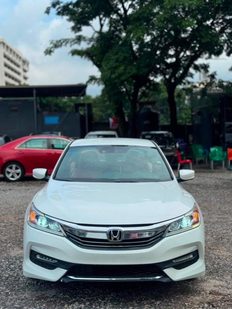 HONDA ACCORD LX Foreign used 2016 model  Original duty ☑️ 🏷️16.5m 📍Abuja