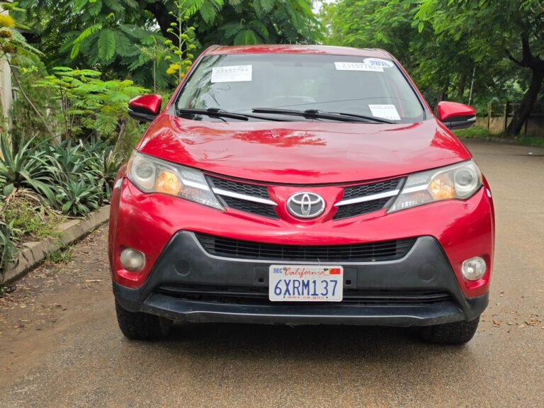 New in: Neatly used bt not registred 2015 Toyota Rav 4 LE with 2024 Duty going going dor just 13m only