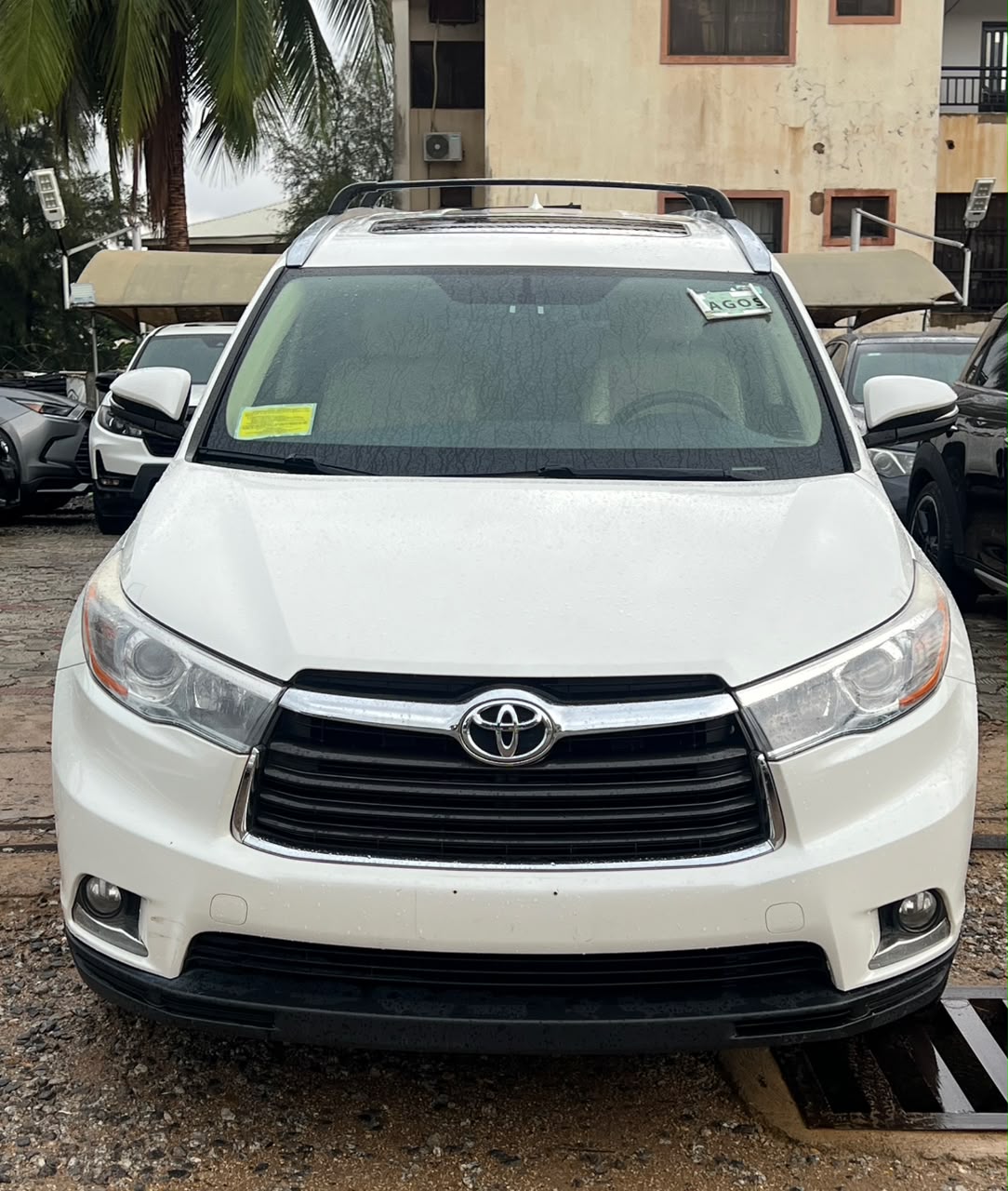 
								DIRECT BELGIUM 2015 HIGHLANDER LE FULL OPTION. Three sitter BUY AND DRIVE 📍ABUJA 💰26M full									