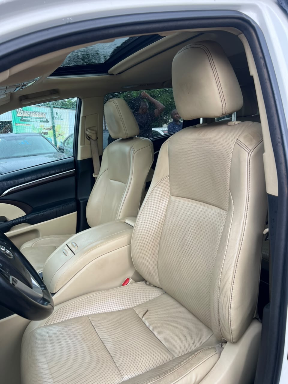 
								DIRECT BELGIUM 2015 HIGHLANDER LE FULL OPTION. Three sitter BUY AND DRIVE 📍ABUJA 💰26M full									
