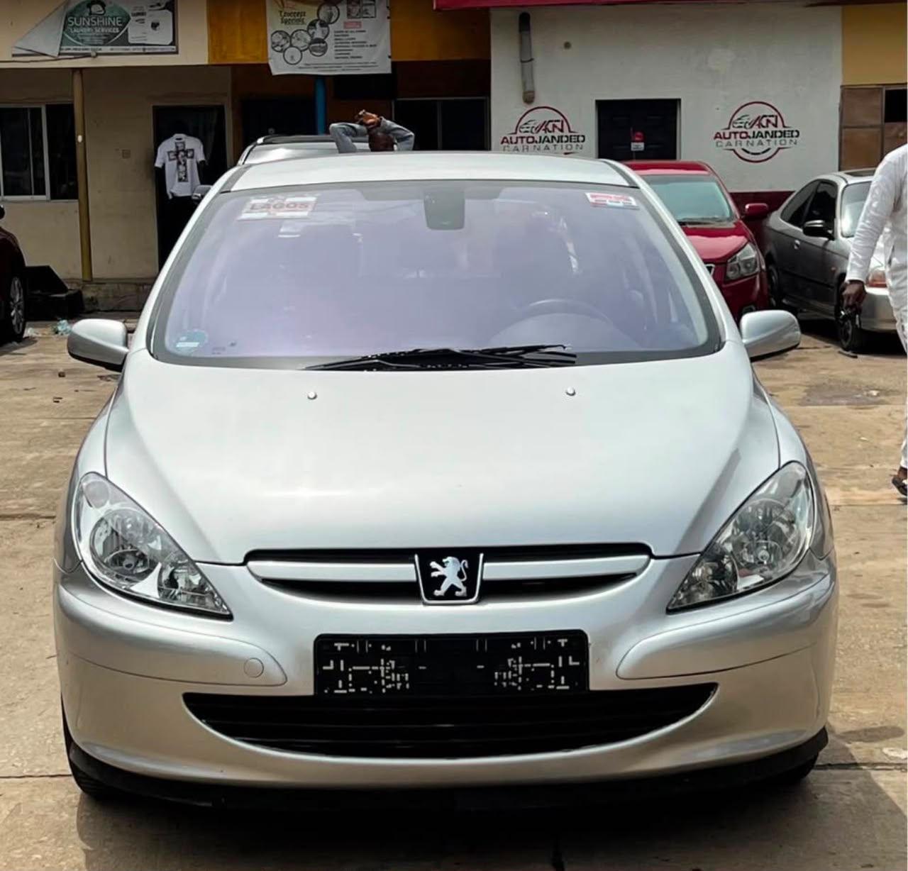 
								Distress sale 2005 direct Belgium Peugeot 307 with original duty going for 4.5M full									