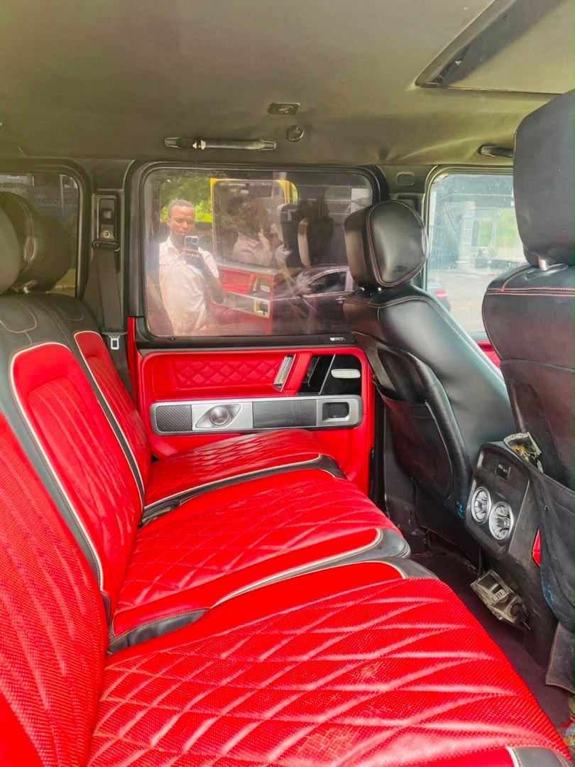 
								Distress 🌹🌹  2008 upgrade to 2023 Mercedes Benz G63 AMG Just buy and drive  💰 33M buyer settle 1M🫶 Abuja 📍                   Vina full									