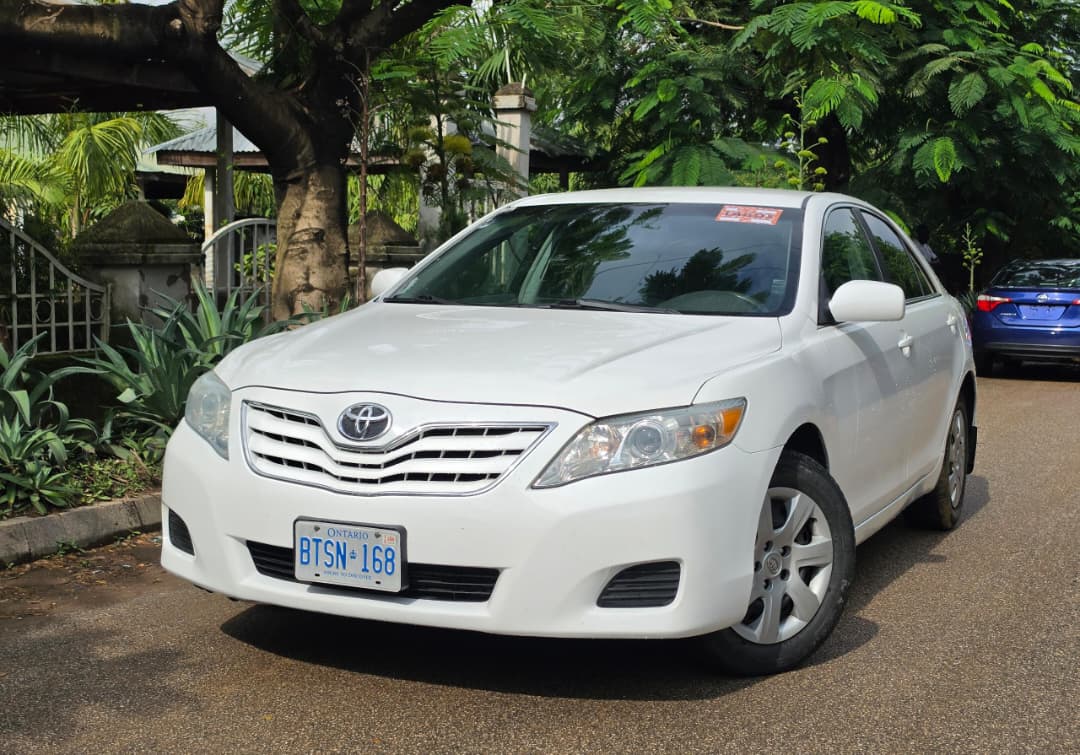 
								Awoof Deal: Highest Grade Foreign Used 2010 on belt Toyota camry LE with Aug 2026 Duty Accident free going for just 9.8m. Dashboard no dey gum everywhere sharp. Accident free. full									