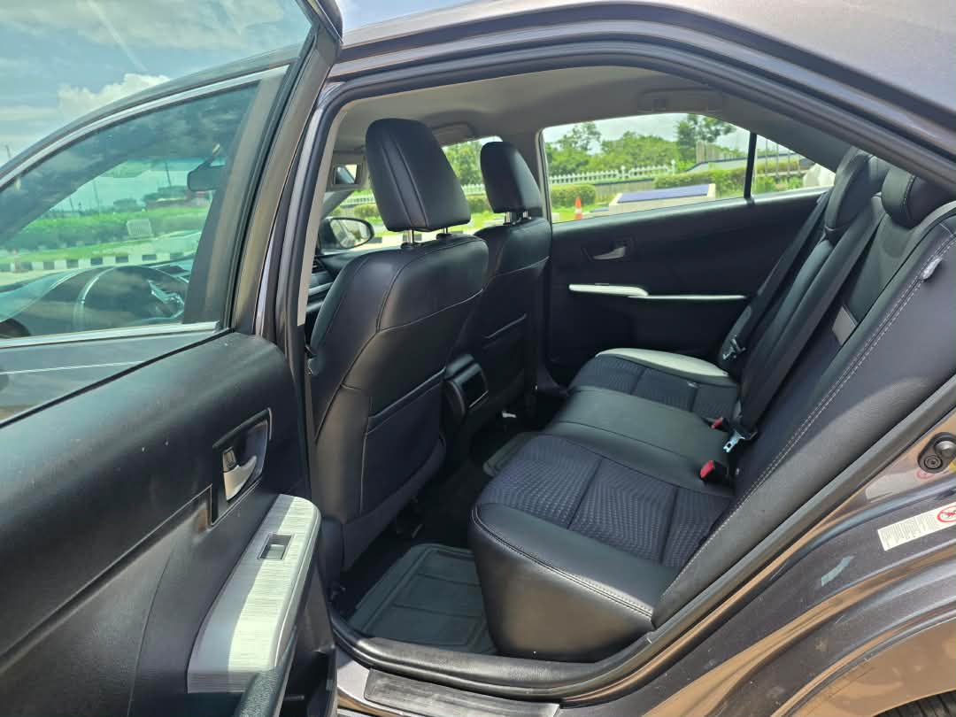 
								EXTREMELY SHARP  GRADE FOREIGN USED 2013 ON BELT TOYOTA CAMRY SE, MINT INTERIOR, NO SINGLE 9JA PAINT WITH UNTAMPARED ENGINE ND GEAR.GOING FOR JUST 13.5M ONLY full									