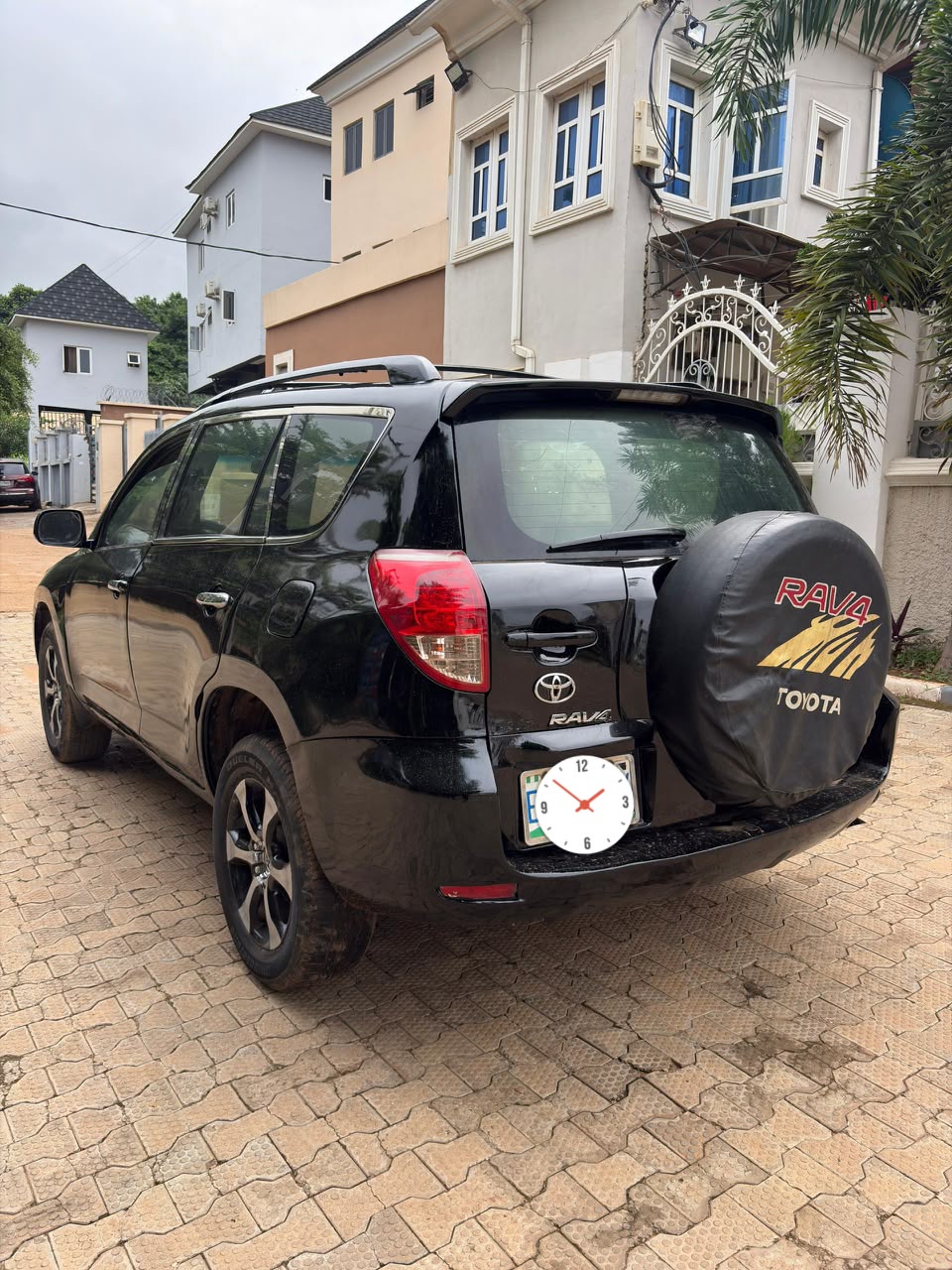 
								Giveaway Deal‼️‼️‼️ Carefully Used Toyota RAV4 2008 Untempered Engine and gear, ac is freezing 🥶 with original duty✅6.2M Net with 200k sambo only Kubwa Abuja📍 ZERO CHAIN DEAL full									