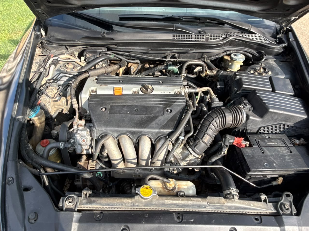 
								Distress Sell Neatly Used Honda Accord DC for just 3.7M Abuja full									
