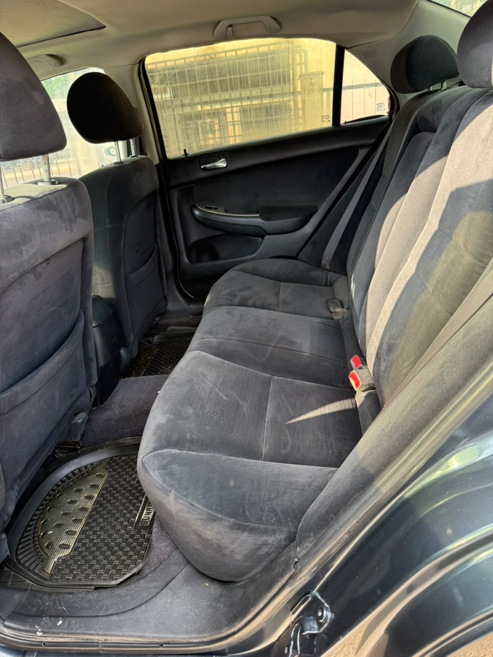 
								Distress Sell Neatly Used Honda Accord DC for just 3.7M Abuja full									