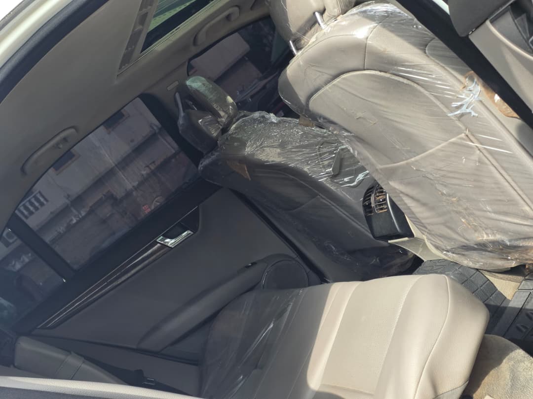 
								Belgium standard C300 2010 upgraded to 2013 model with untampered engine and gear Ac chilling well Buy and drive absolutely nothing to fix Accident free  👉6.2m buyer settle 200k location Abacha Road nyanya Abuja deal Car is with me directly full									