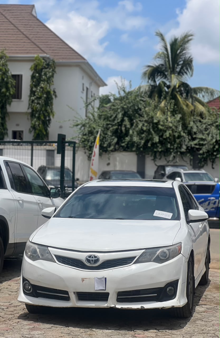 
								USED 2013 CAMRY SE  CHILLING AC 📍ABUJA 💰7.5M full									
