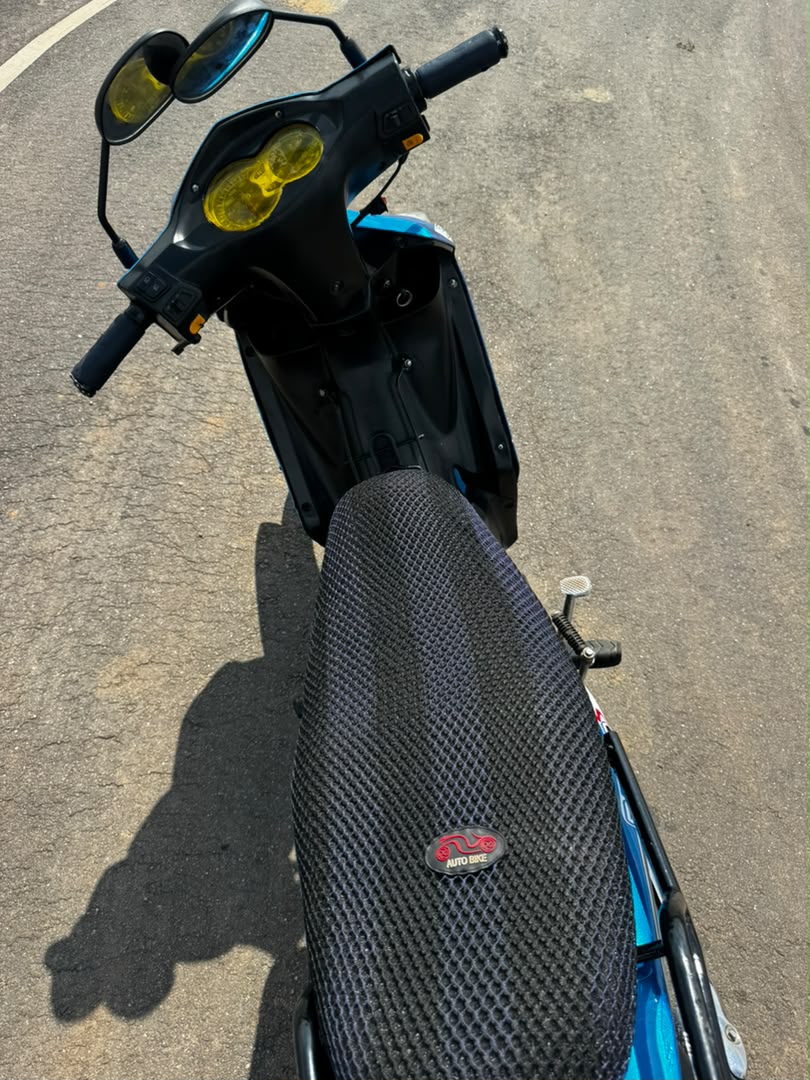 
								Giveaway Deal‼️‼️‼️ Neatly Used Haojue Bike (Rubber Rubber) going for just 650k with only 50k sambo with me Lugbe Abuja📍 ZERO CHAIN DEAL full									
